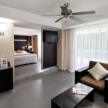 Hotel Riu Naiboa-2